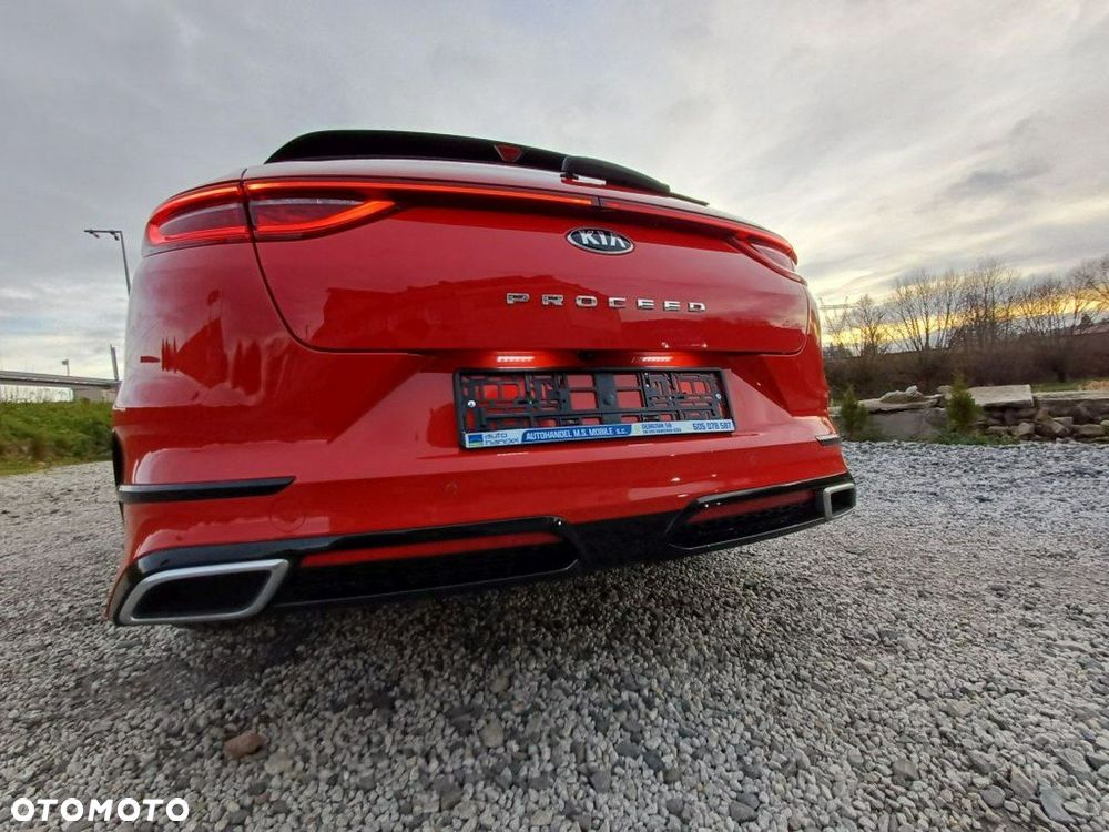 Kia ProCeed 1.4 T-GDI GT Line - 24