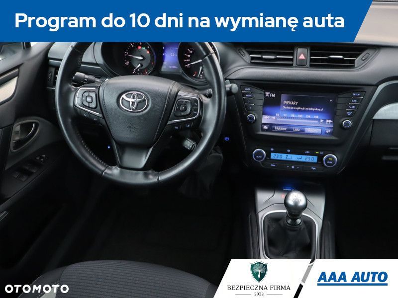 Toyota Avensis - 9