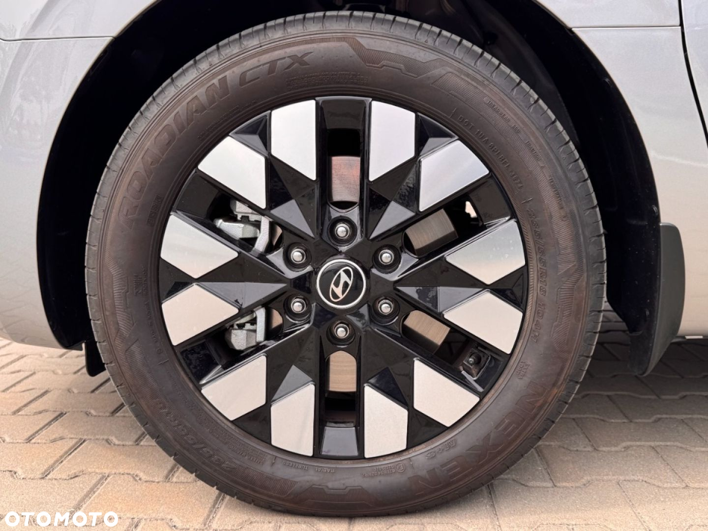 Hyundai Staria - 11