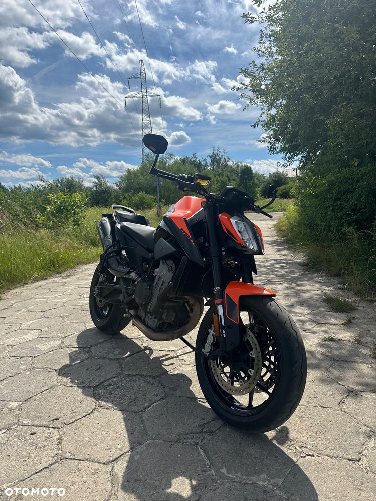 KTM DUKE 890 - 2
