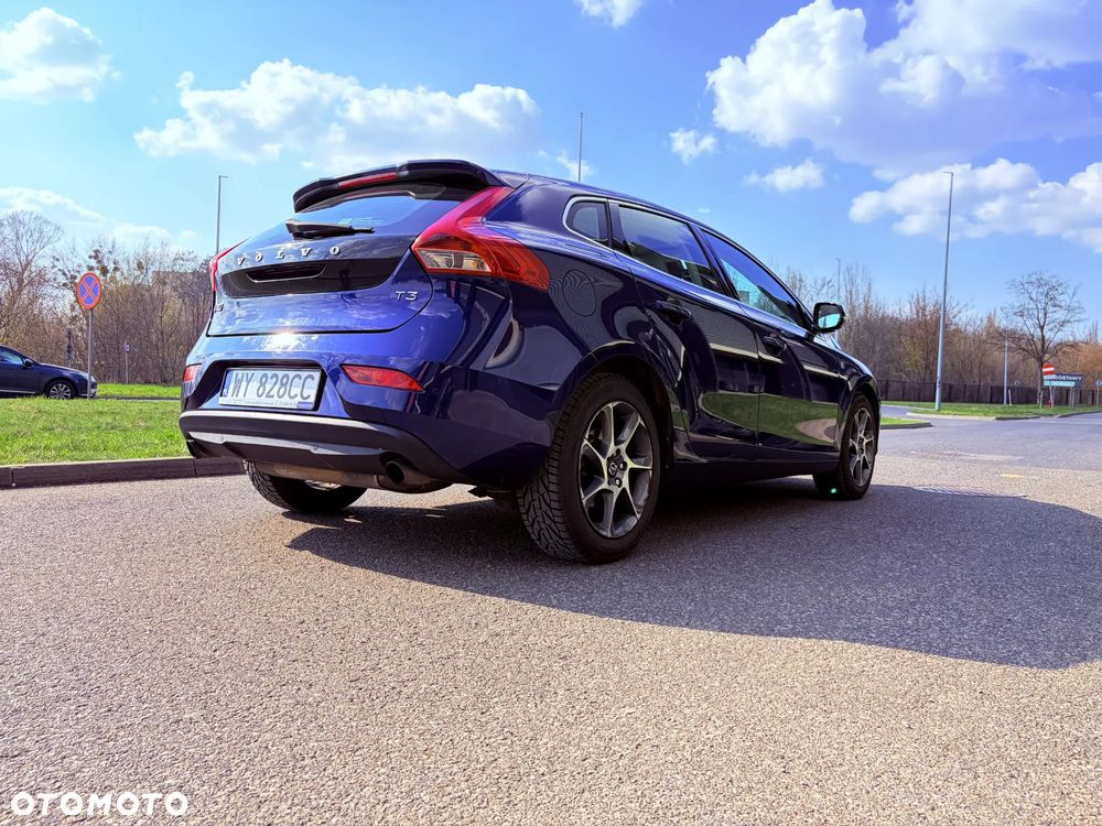 Volvo V40 T3 Drive-E Ocean Race - 4