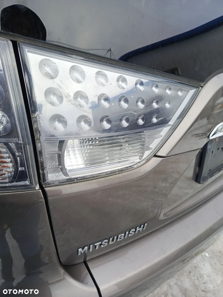 MITSUBISHI OUTLANDER II KLAPA BAGAŻNIKA KOMPLETNA - 2