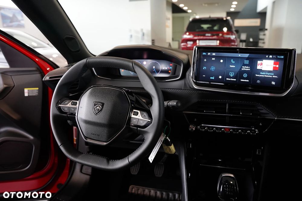 Peugeot 2008 1.2 PureTech Allure S&S - 10