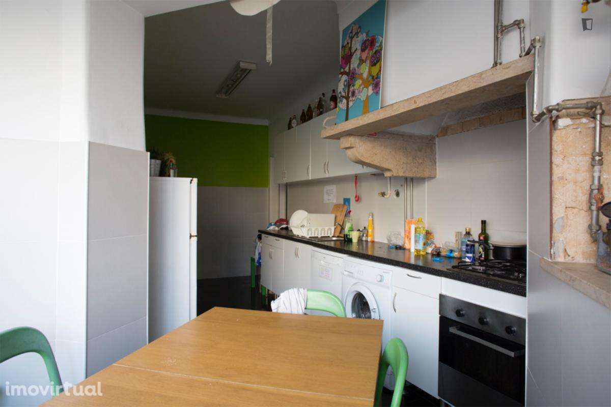 Quarto - localizado em Arroios Lisbon - Grande imagem: 2/17