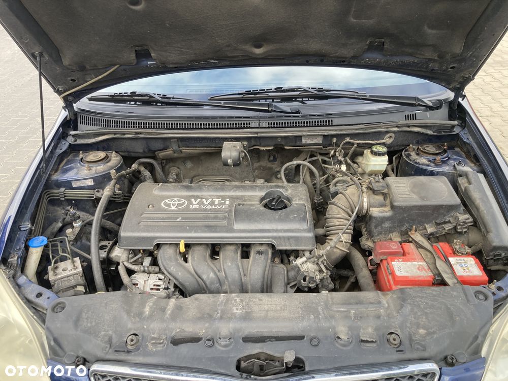 Toyota Corolla 1.6 VVT-i Sol - 20
