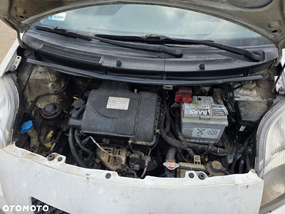 Toyota Yaris 1.0 Luna EU5 - 6