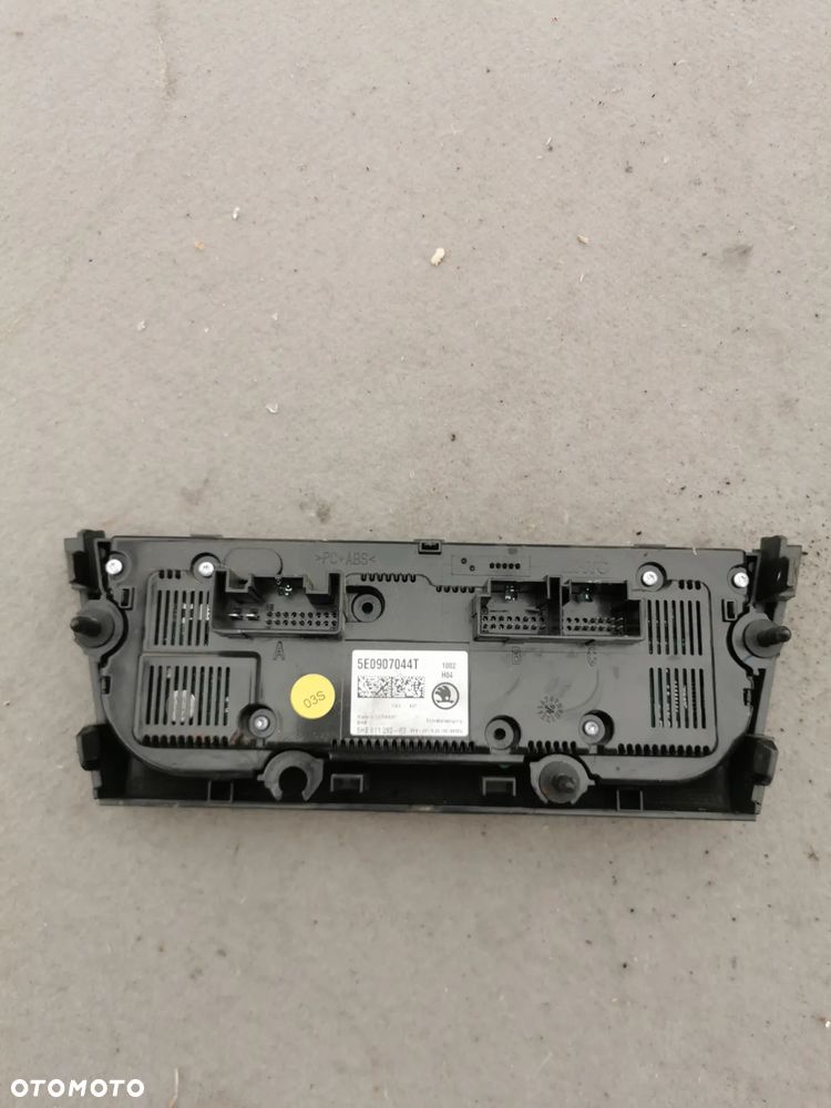 SKODA OCTAVIA III RS 2.0 TSI PANEL KLIMATYZACJI 5E0907044T - 2