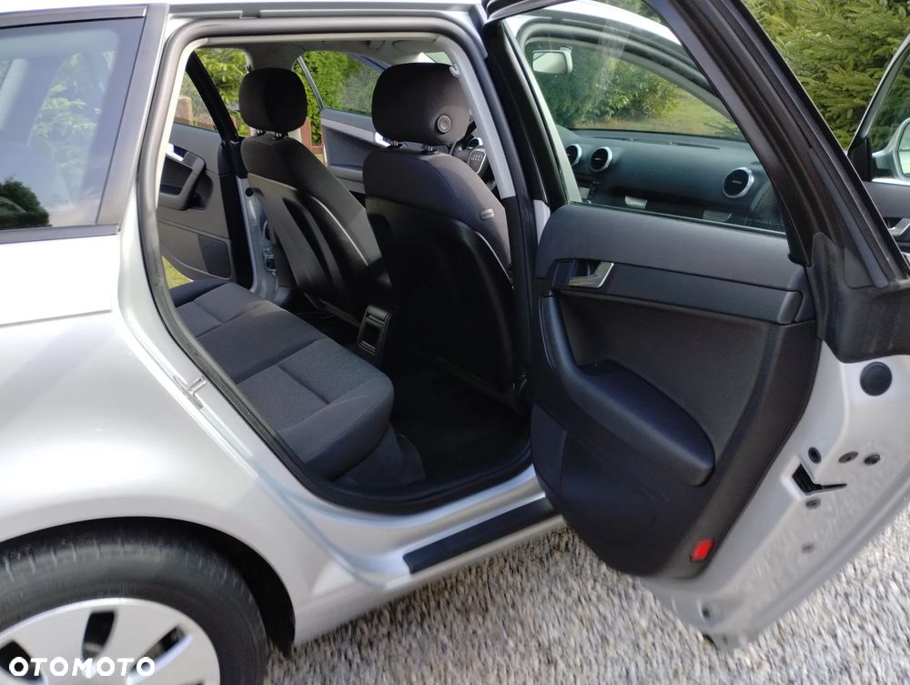 Audi A3 Sportback - 33