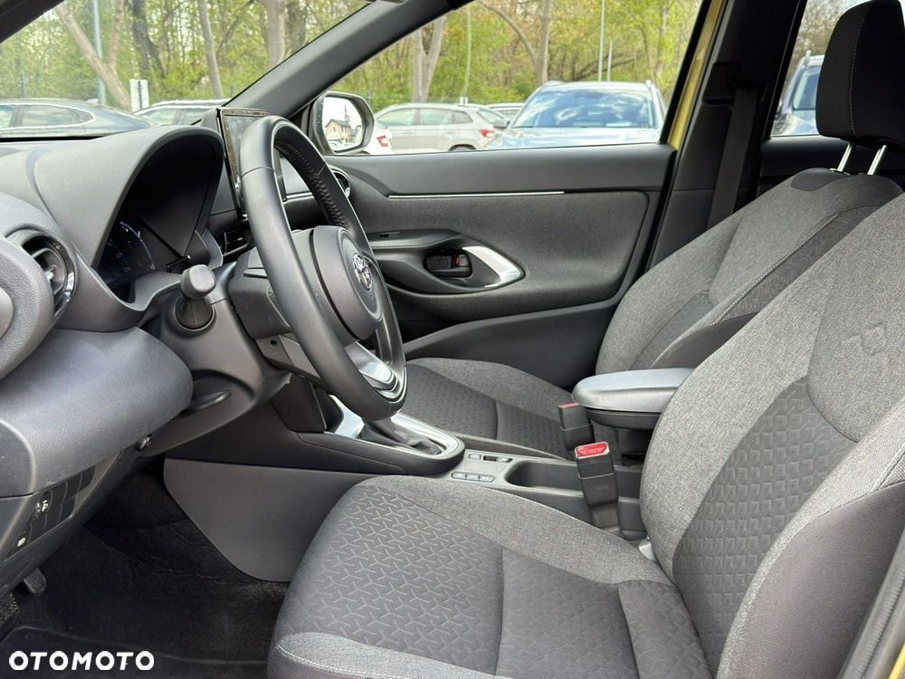 Toyota Yaris Cross - 11