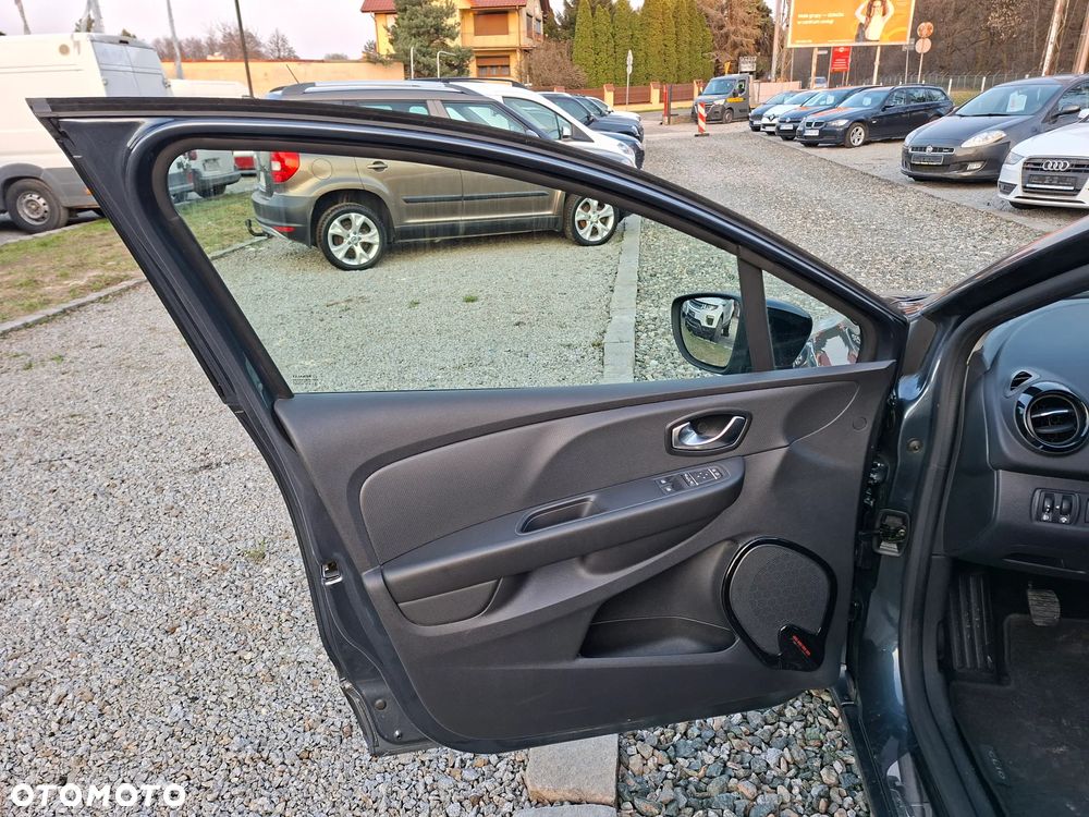 Renault Clio TCe 100 TomTom Edition - 15