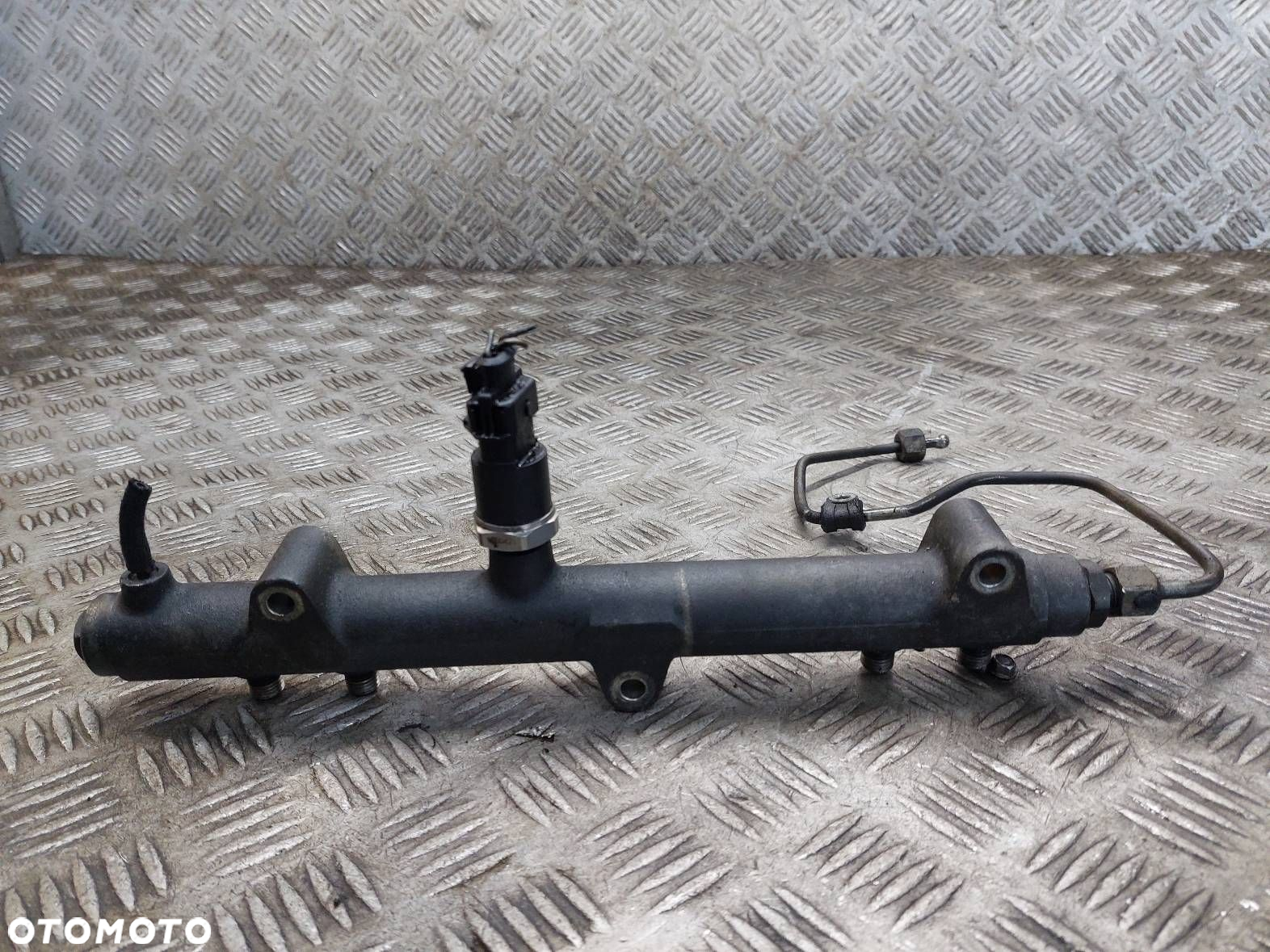 LISTWA WTRYSKOWA CHRYSLER GRAND VOYAGER IV 2.8 CRD 0445214041 - 2