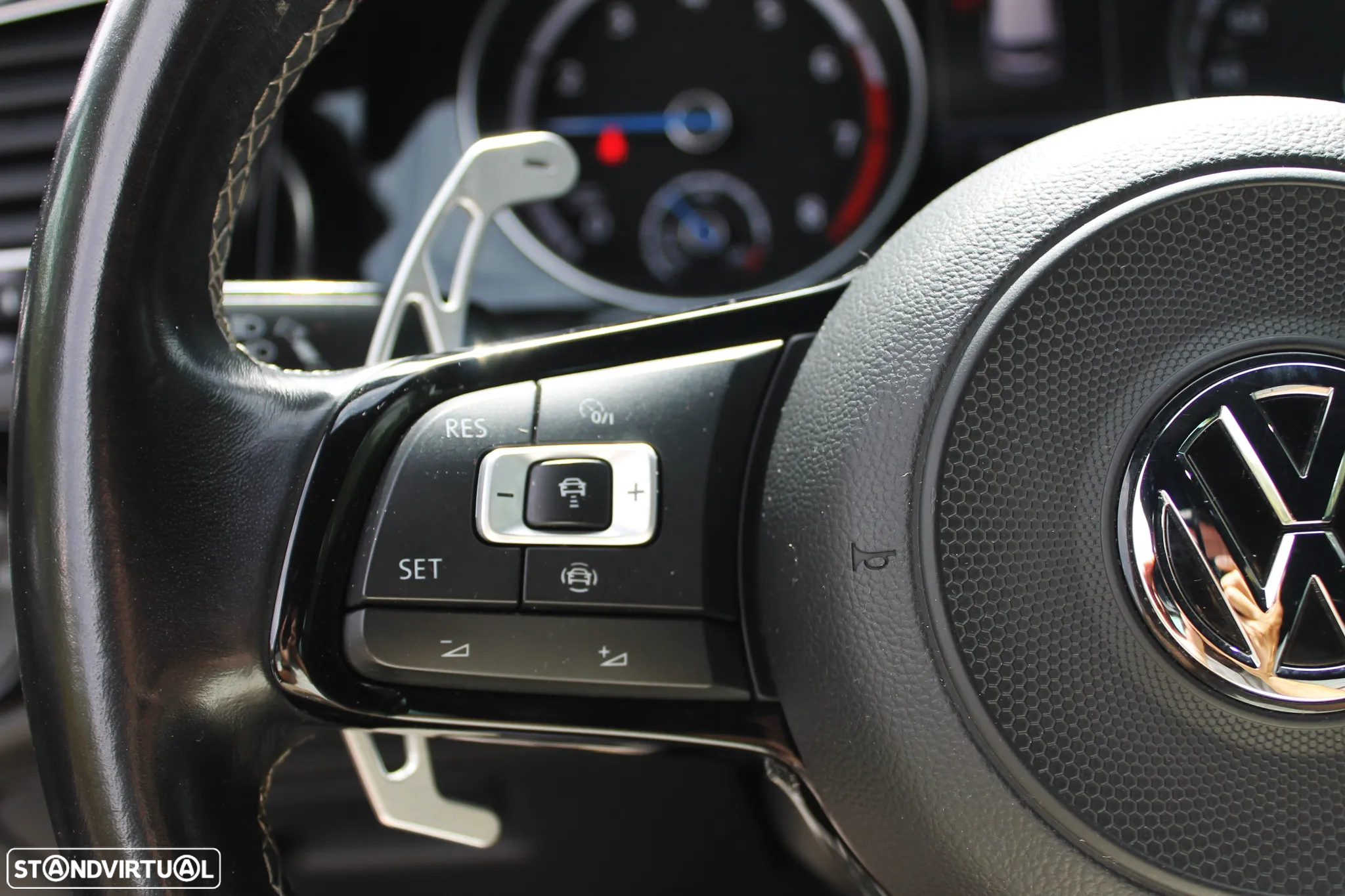 VW Golf R 4Motion (BlueMotion ) DSG - 29