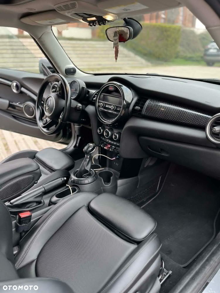 MINI Cooper John Works - 6