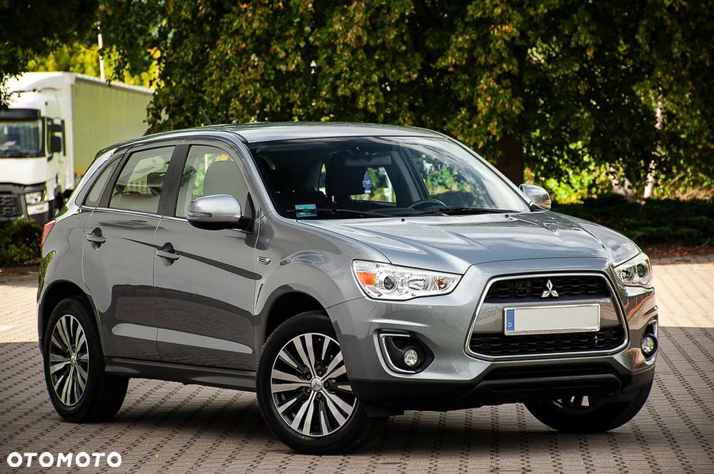 Mitsubishi ASX - 10