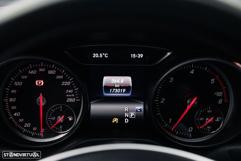Mercedes-Benz CLA 200 d Shooting Brake AMG Line Aut. - 22