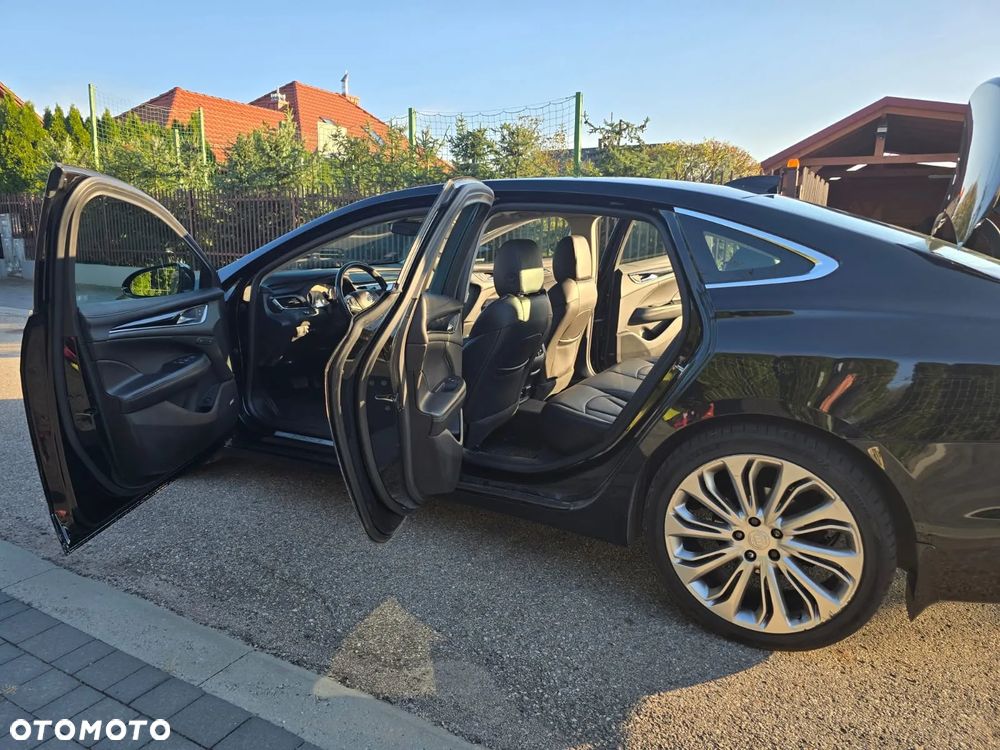 Buick Lacrosse - 10