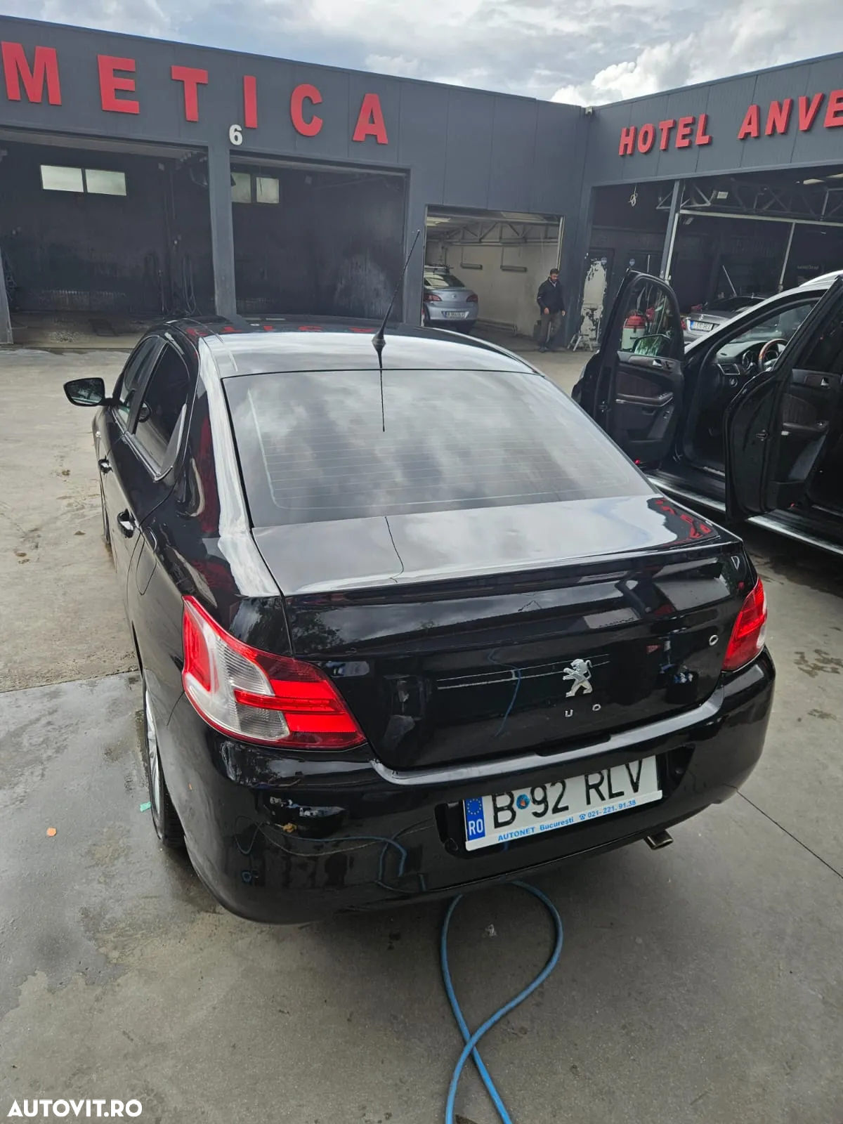 Peugeot 301 1.6 VTi Allure - 3