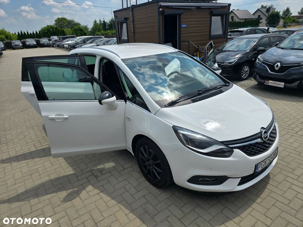 Opel Zafira - 36