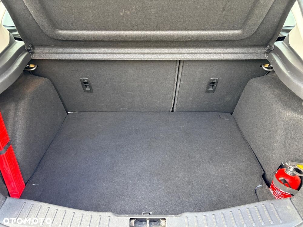 Ford Focus 1.0 EcoBoost Trend Edition - 23