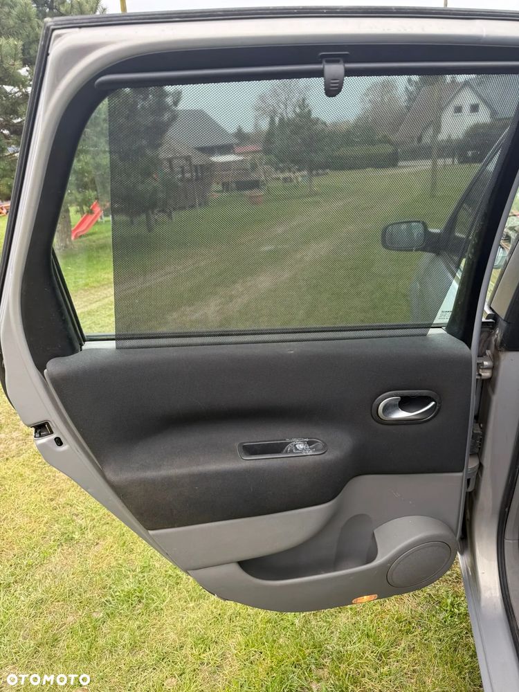 Renault Scenic 1.9 dCi Confort Expression - 6