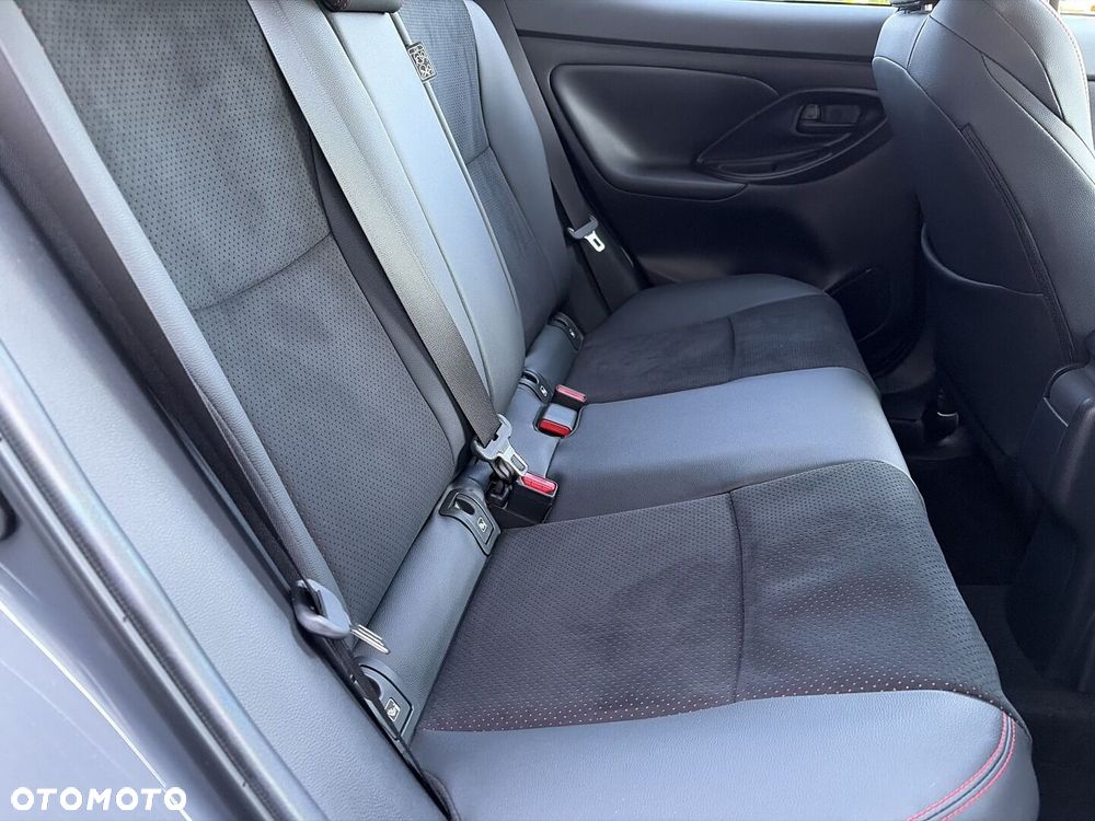 Toyota Yaris Cross Hybrid 1.5 GR Sport - 8