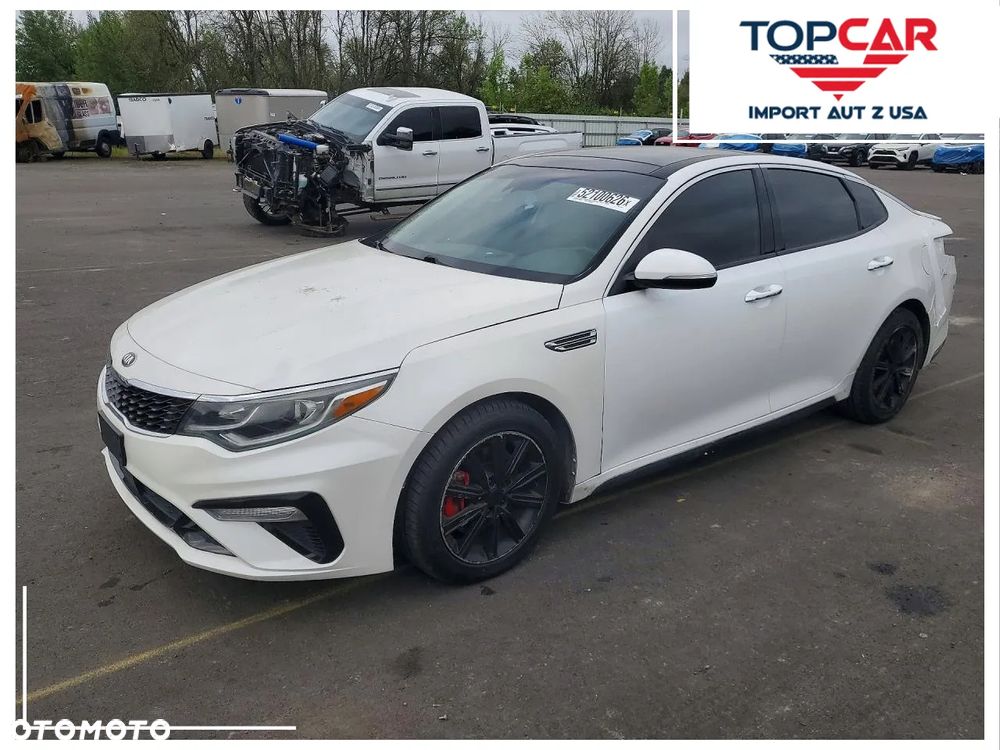 Kia Optima - 1
