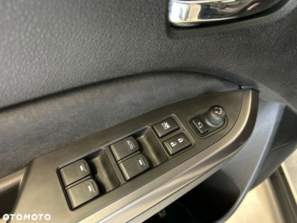 Suzuki Vitara - 23