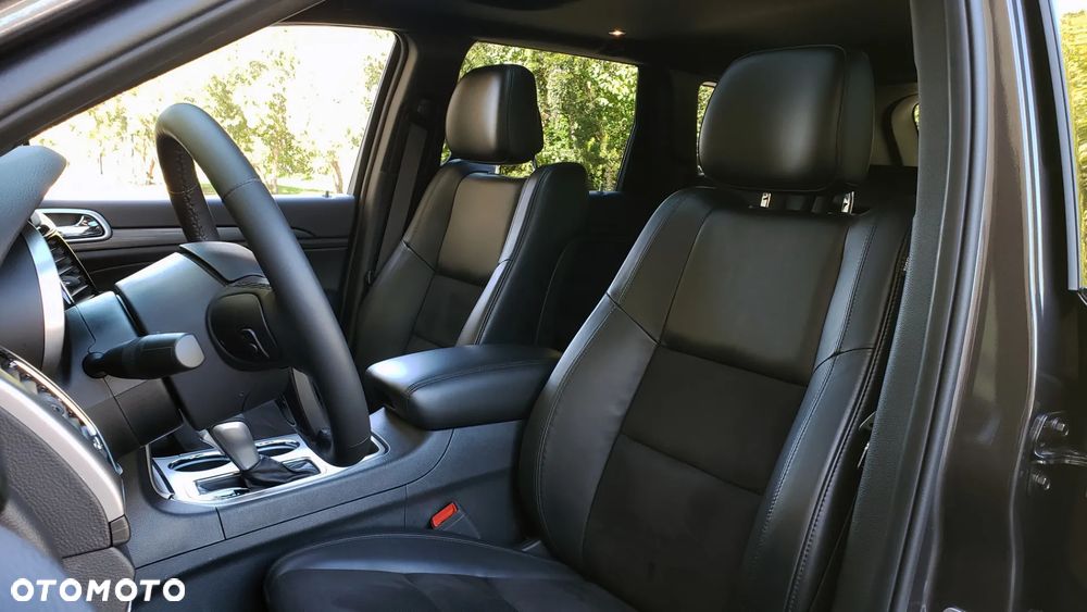 Jeep Grand Cherokee 3.6 V6 Overland Summit EU6 - 12