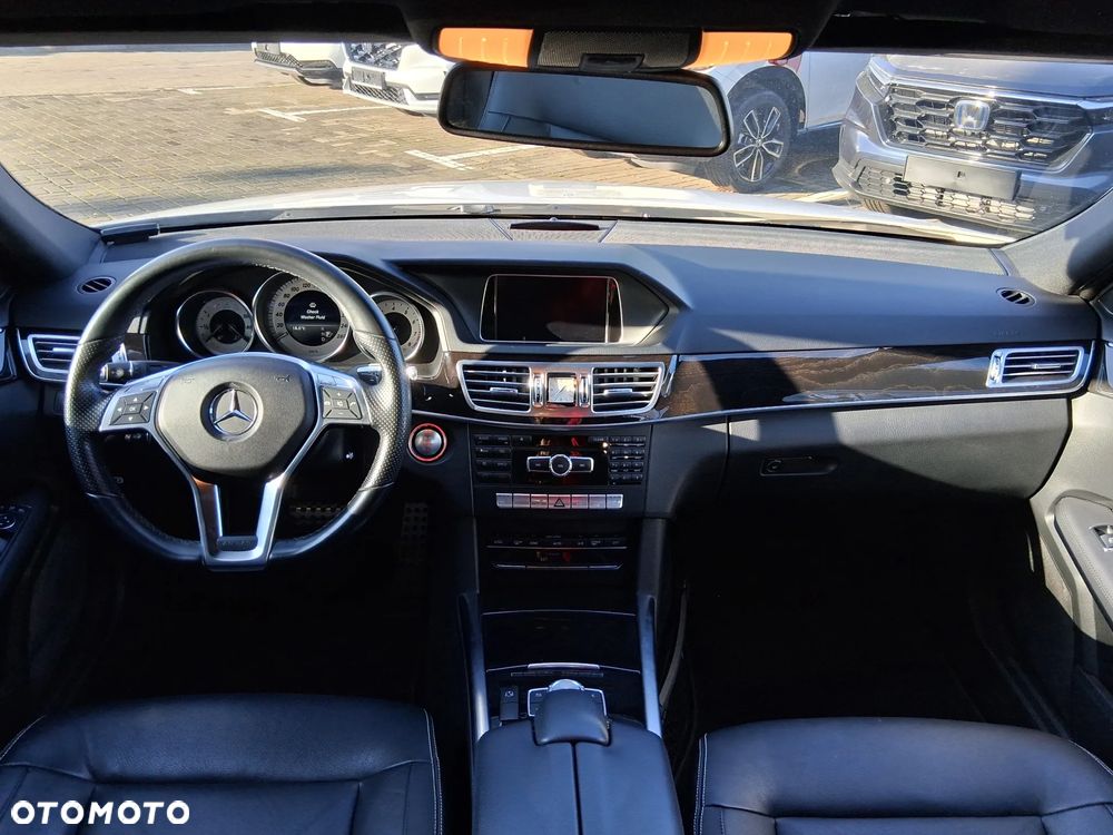 Mercedes-Benz Klasa E 300 4Matic 7G-TRONIC Avantgarde - 10