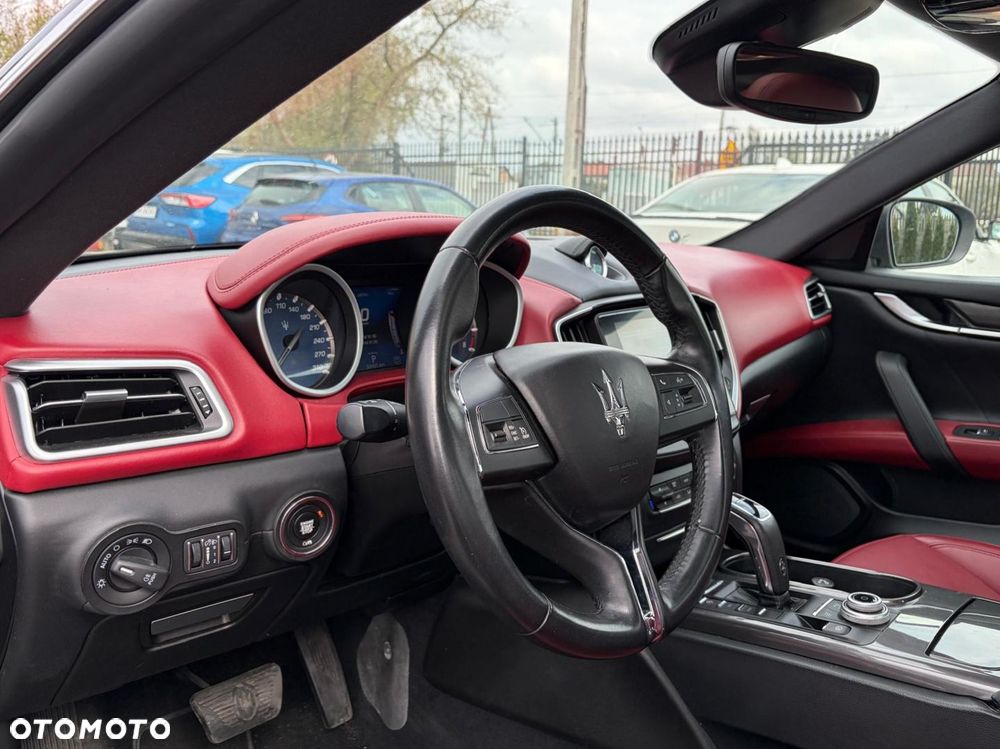 Maserati Ghibli S Q4 - 16