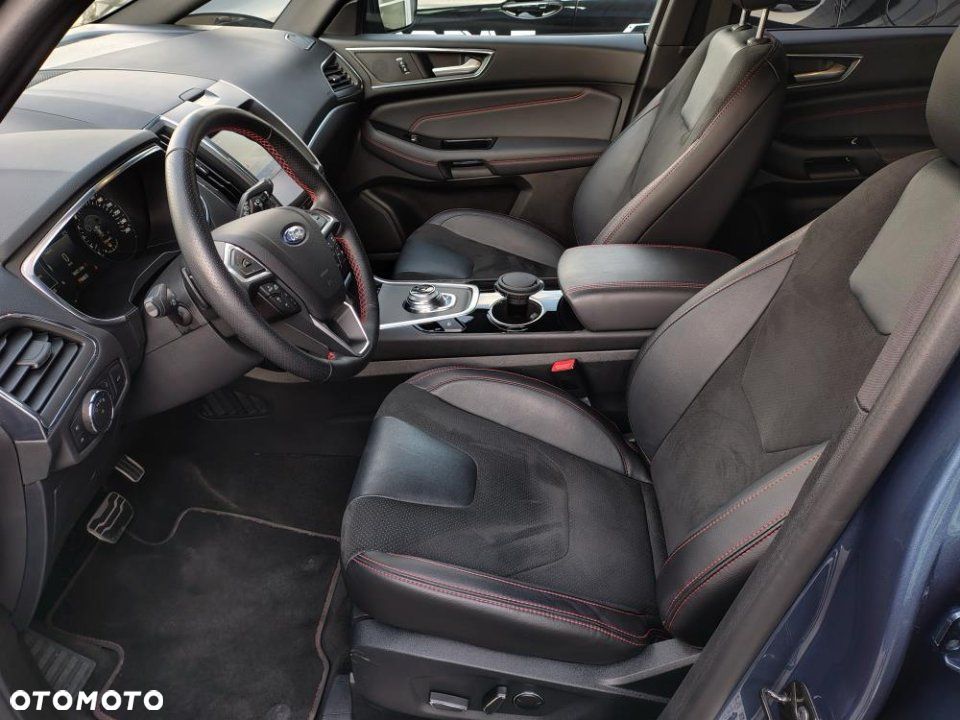 Ford S-Max - 22