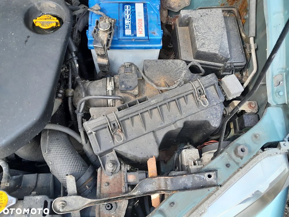 Mazda 3  5  6 GG GH  MPV  2.0 2.2 citd Przepływomirz Powietrza  ZL01 - 5