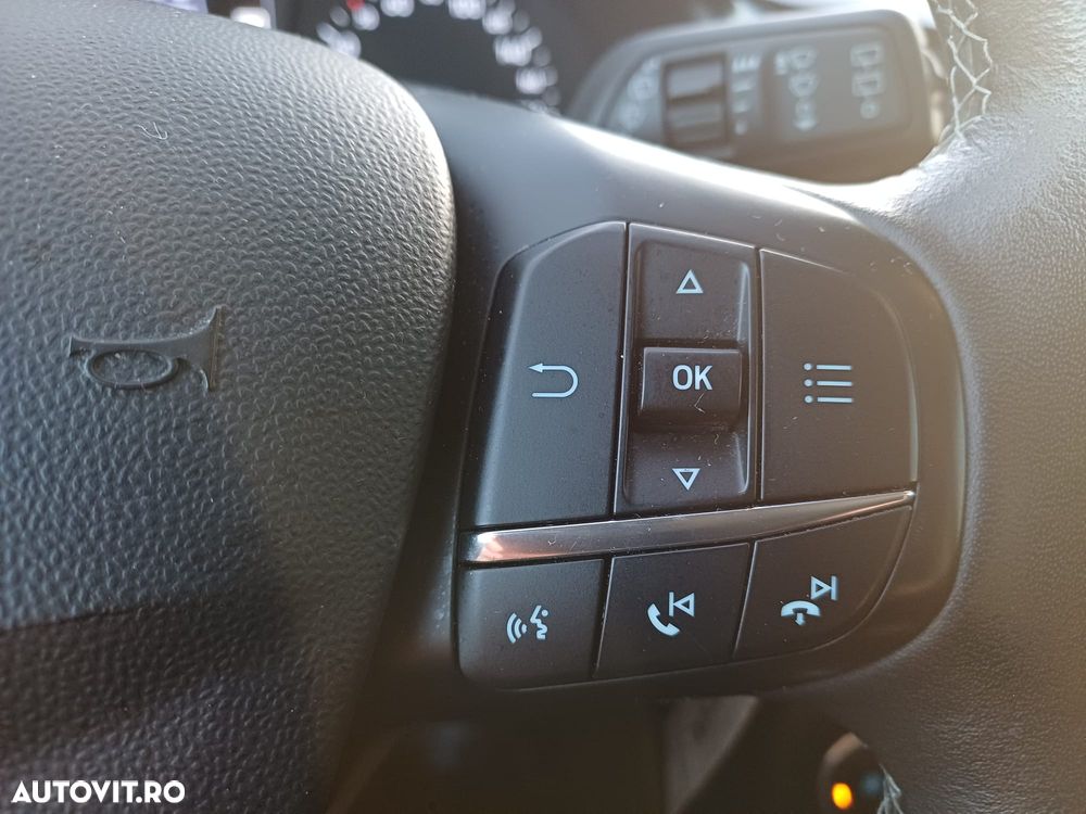 Ford Fiesta 1.0 EcoBoost Hybrid S&S COOL&CONNECT - 14