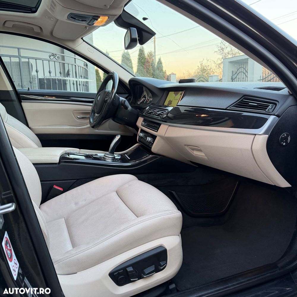 BMW Seria 5 520d Touring Aut. - 3