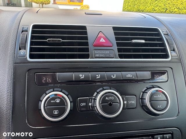 Volkswagen Touran - 20