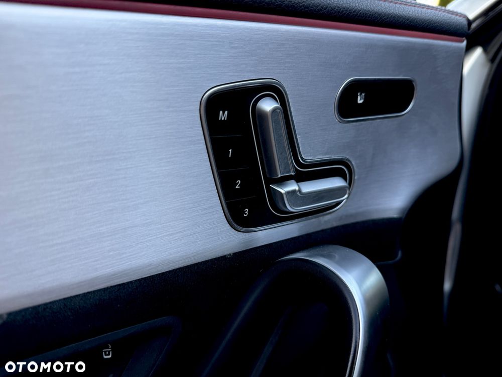 Mercedes-Benz CLA AMG 45 4-Matic - 33