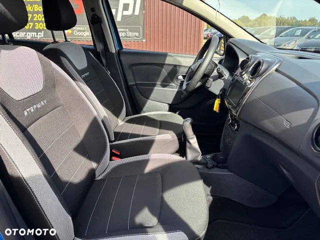 Dacia Sandero 1.0 TCe Laureate S&S - 24