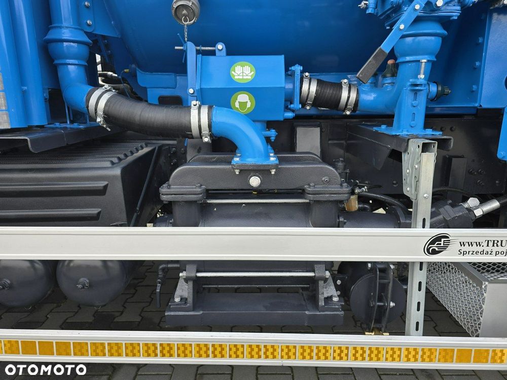 Volvo 2009 JOSKIN WUKO do zbierania odpadów płynnych - 14