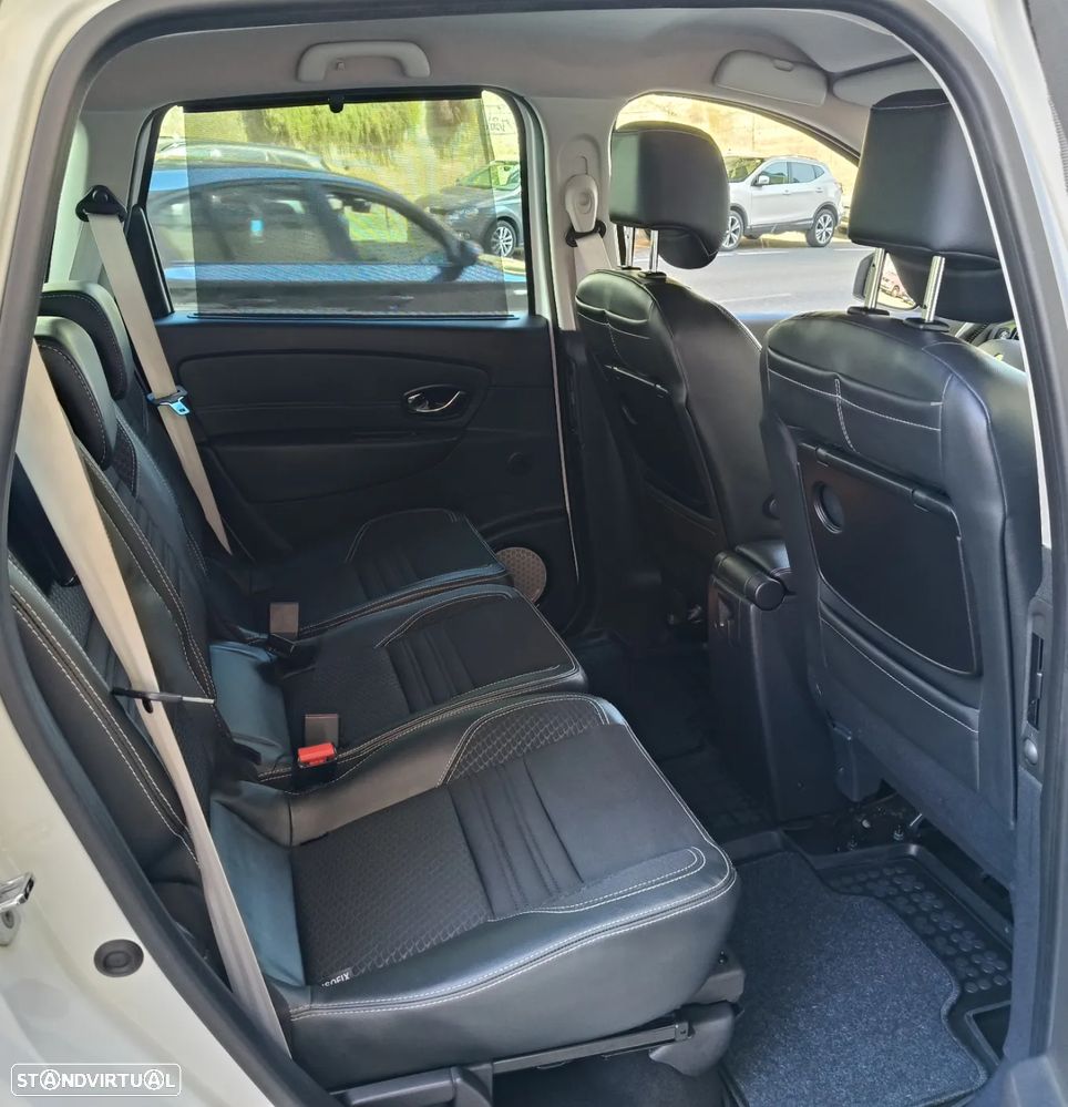 Renault Grand Scénic 1.5 dCi Bose Edition SS - 23