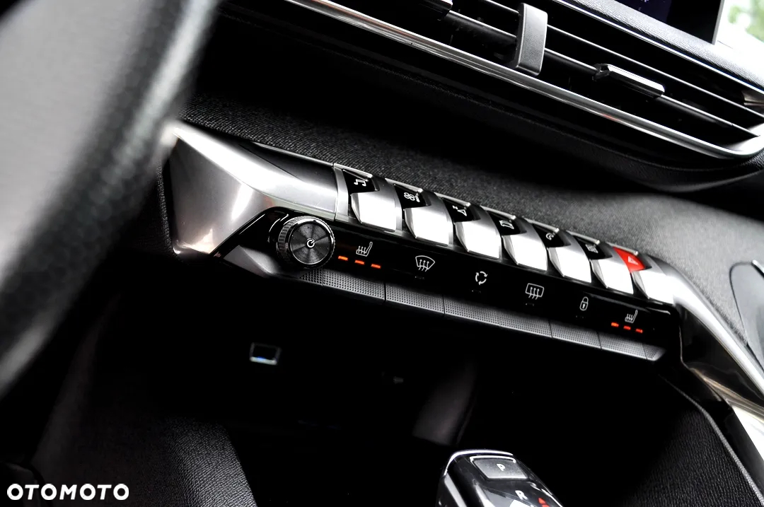 Peugeot 5008 BlueHDI 130 EAT8 GT - 29