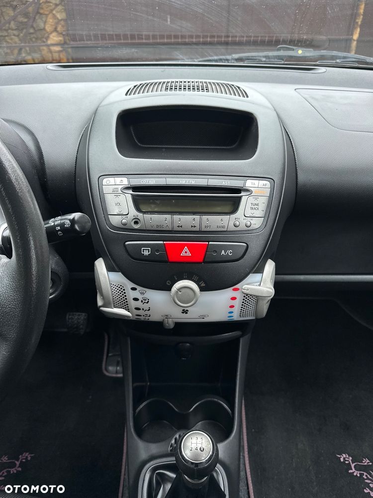 Peugeot 107 1.0 Trendy - 8