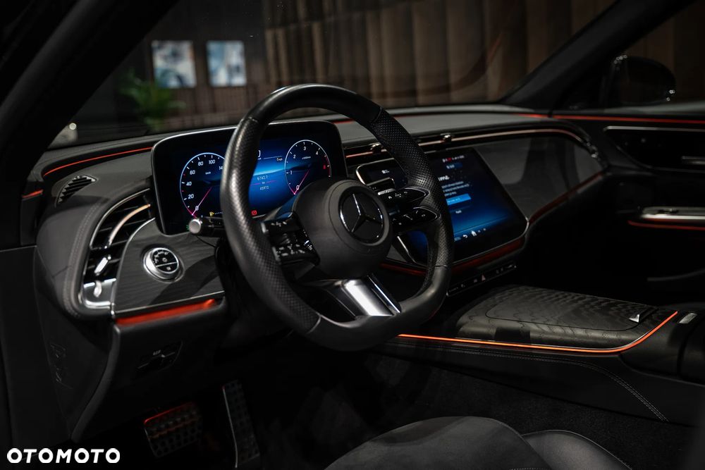 Mercedes-Benz Klasa E 220 d mHEV 4-Matic AMG 9G-Tronic - 16