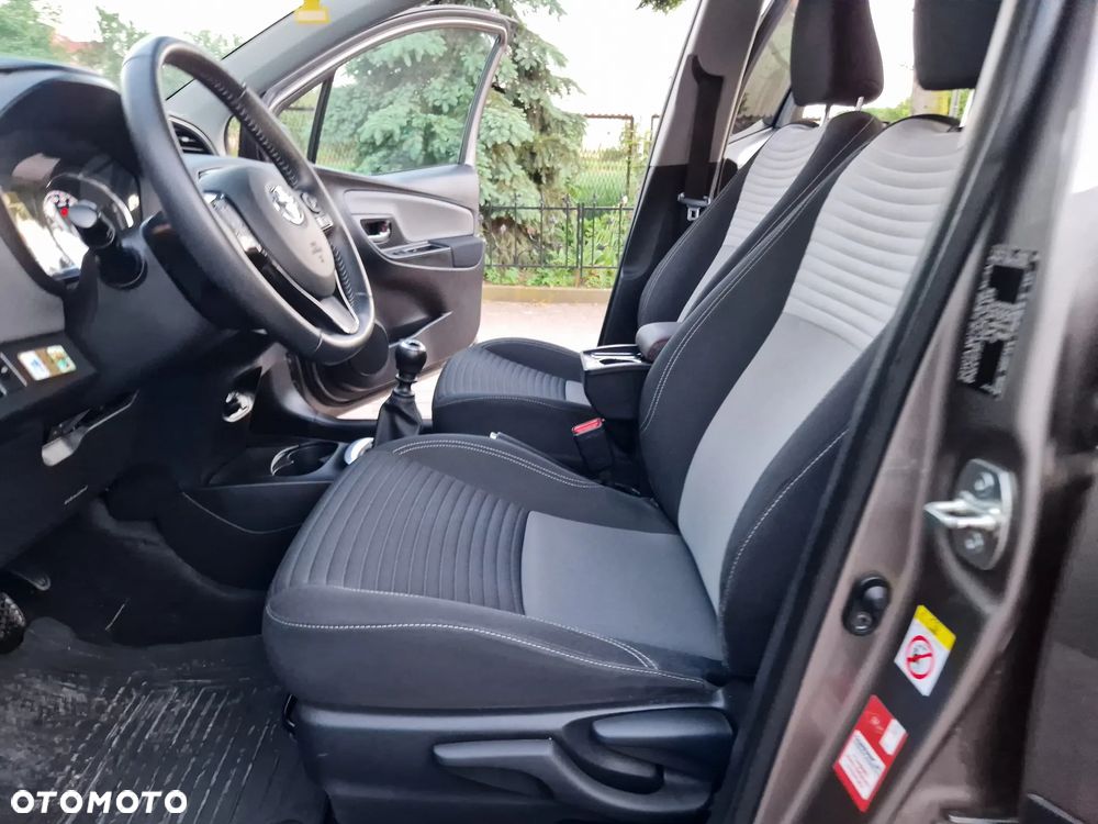 Toyota Yaris 1.5 Premium - 19