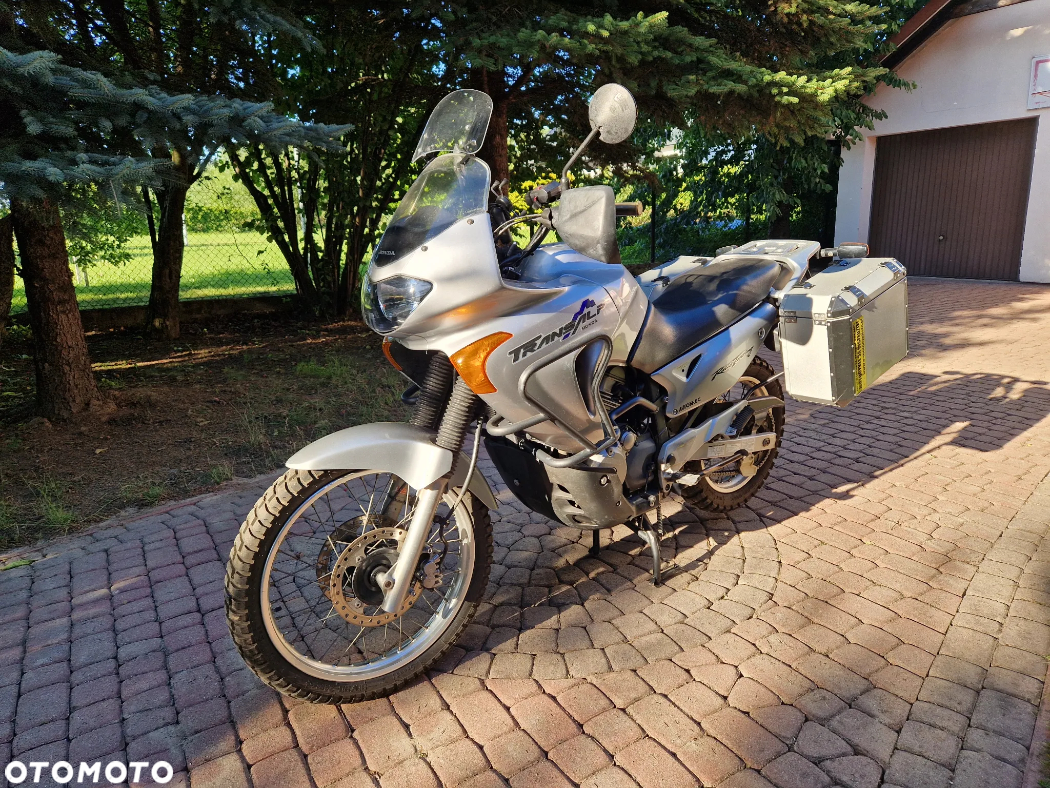 Honda Transalp - 16