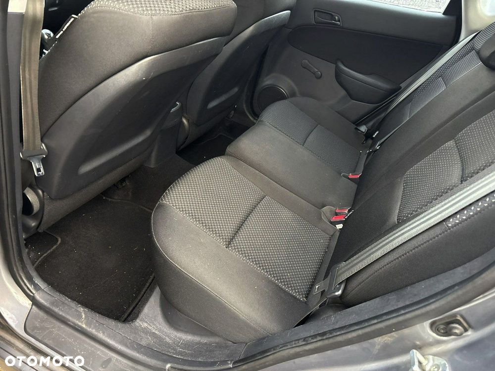 Hyundai i30 1.4 Comfort EU5 - 7