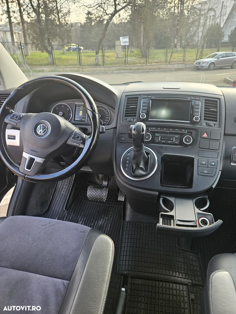 Volkswagen Multivan - 9