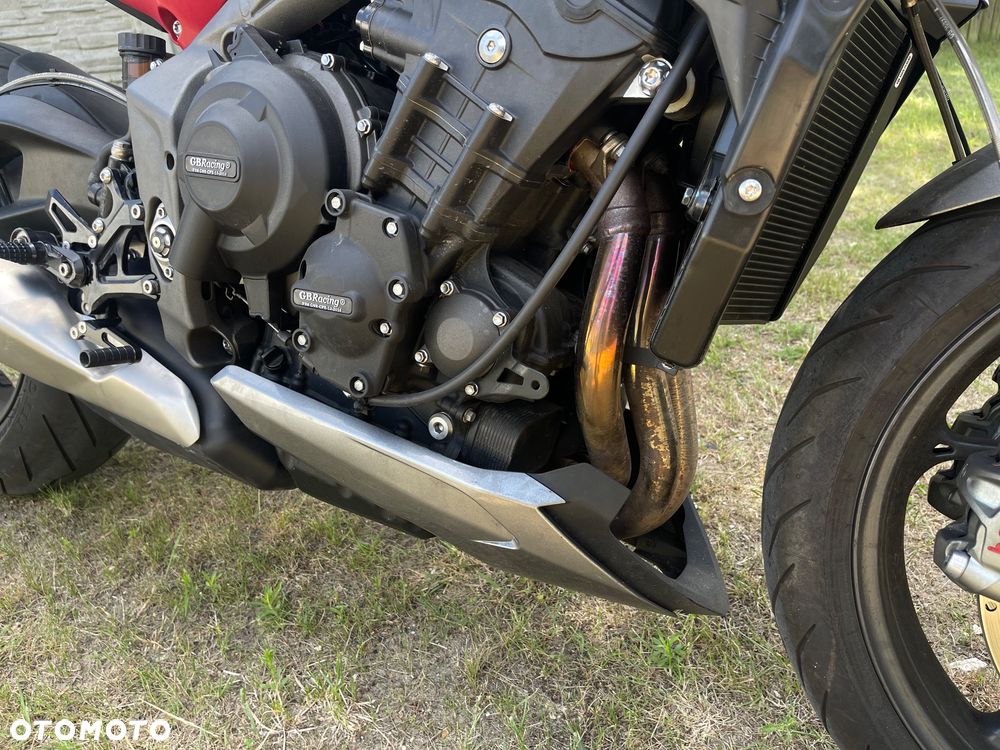 Triumph Street Triple - 17