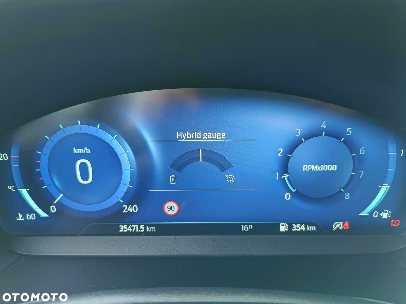 Ford Focus 1.0 EcoBoost Titanium X - 23