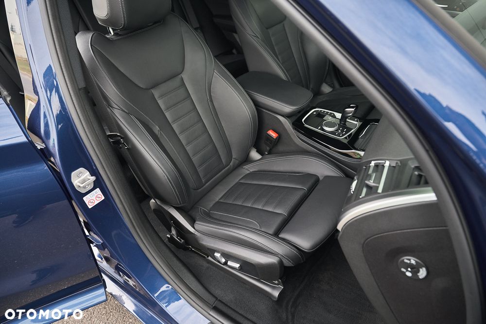 BMW X4 xDrive30d MHEV M Sport sport - 26