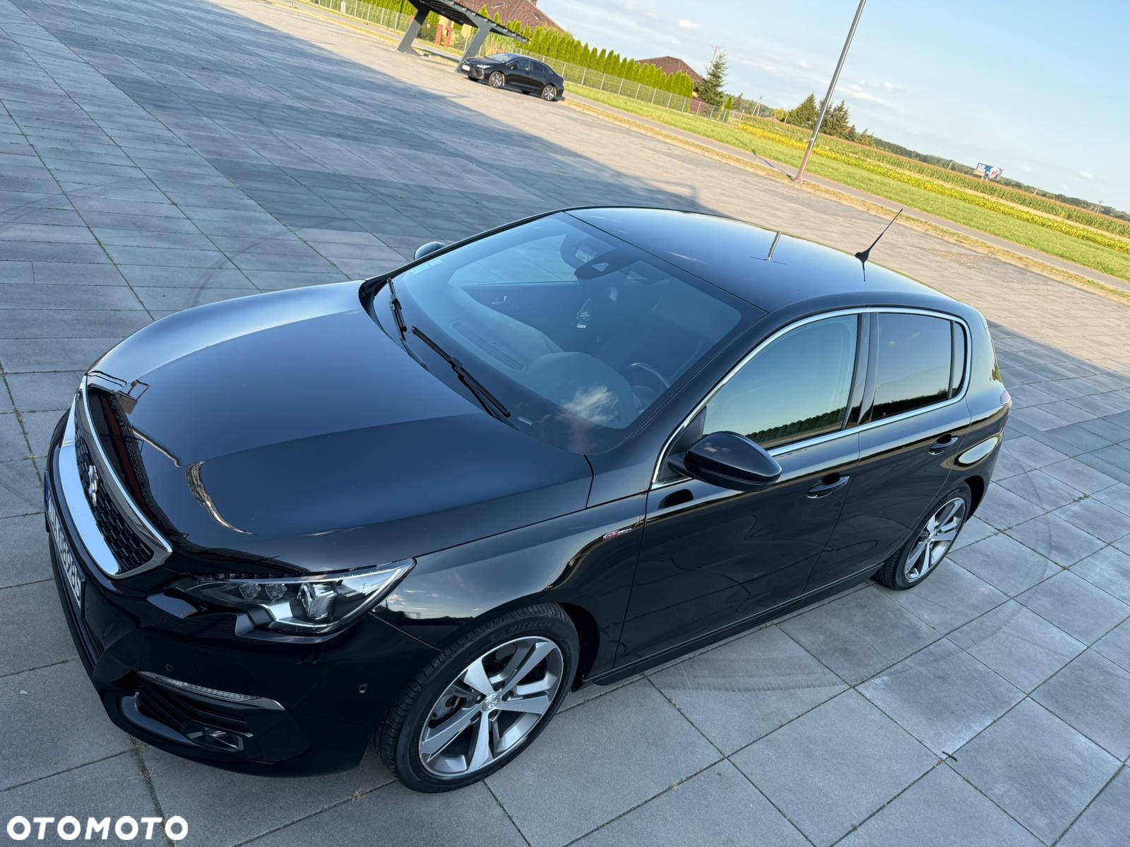 Peugeot 308 2.0 BlueHDi Allure S&S - 20